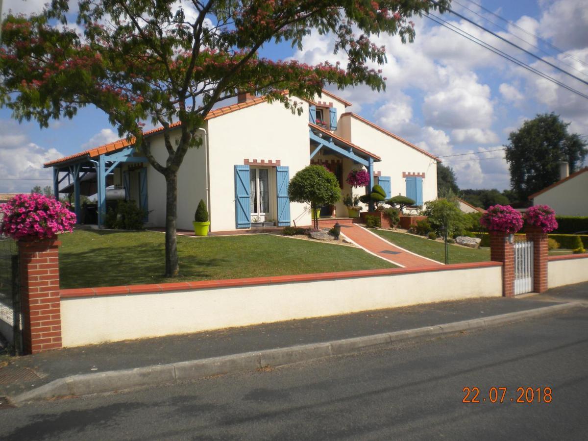 Chambres d'hôtes au coeur du vignoble Saint-Christophe-la-Couperie Exterior foto